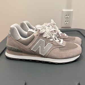 New Balance Woman’s 574